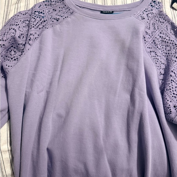 torrid Tops - Torrid Purple Lace Accent Sweatshirt